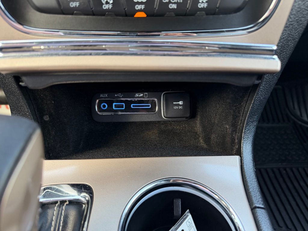 2017 Jeep Grand Cherokee Image 32