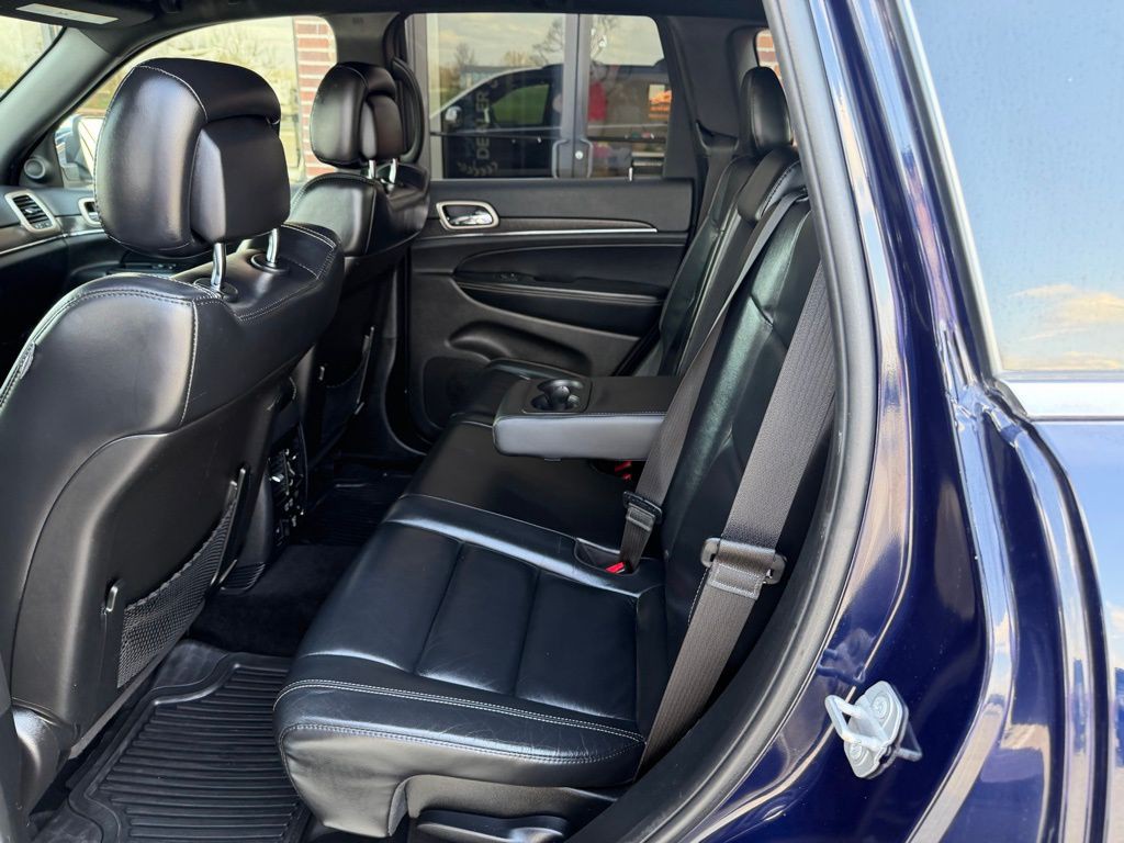 2017 Jeep Grand Cherokee Image 42