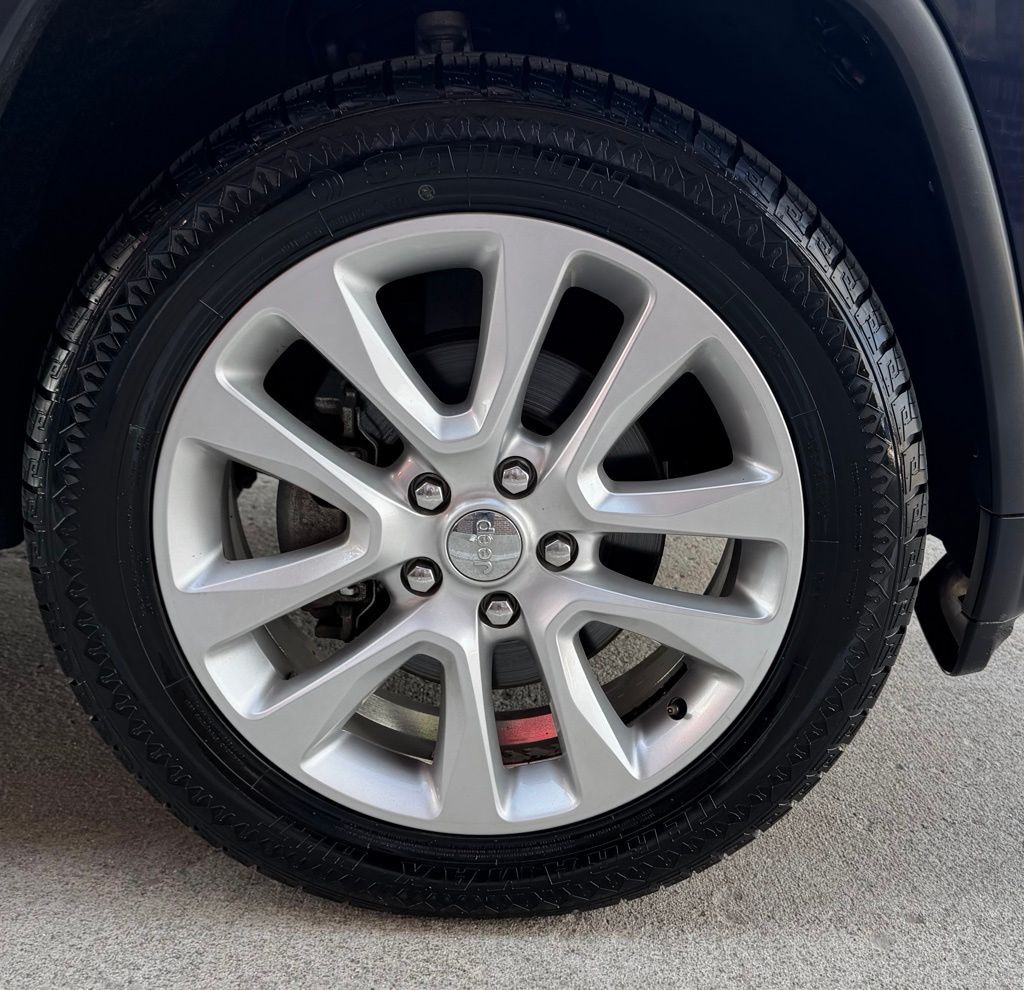 2017 Jeep Grand Cherokee Image 61