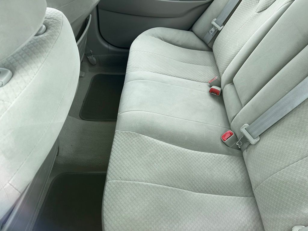 2008 Toyota Camry Image 5