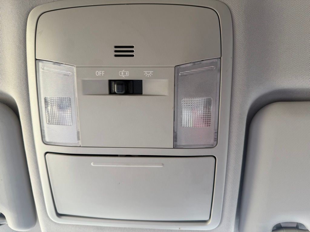 2017 Toyota Rav4 Image 26