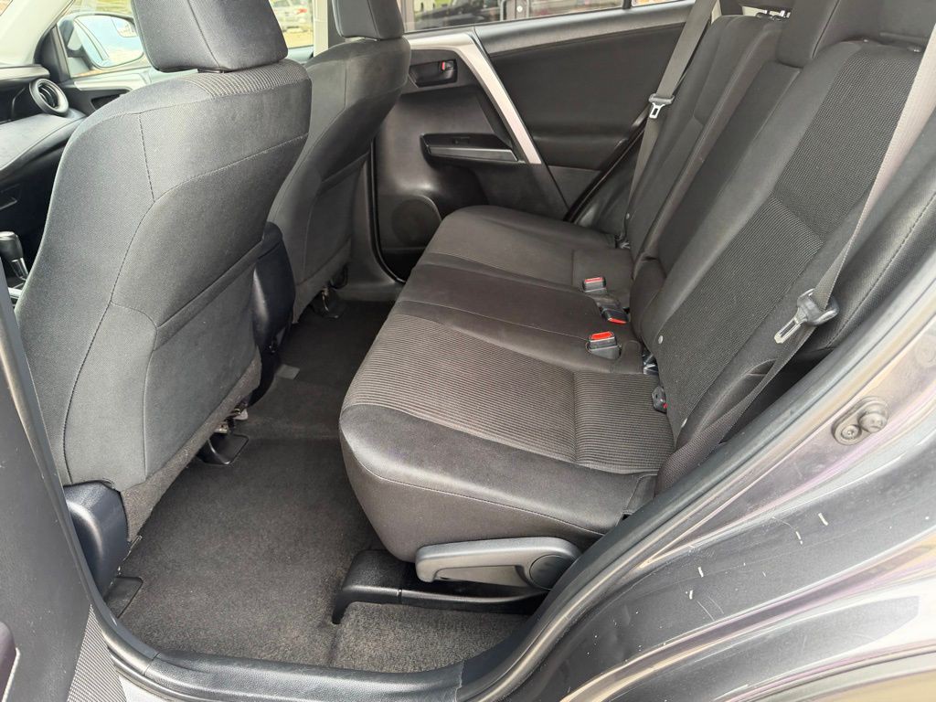 2017 Toyota Rav4 Image 42