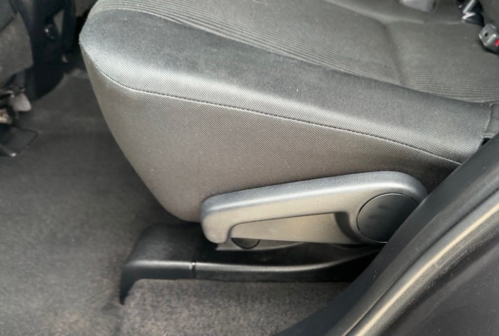 2017 Toyota Rav4 Image 45