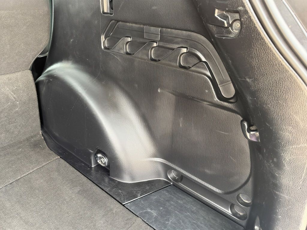 2017 Toyota Rav4 Image 50