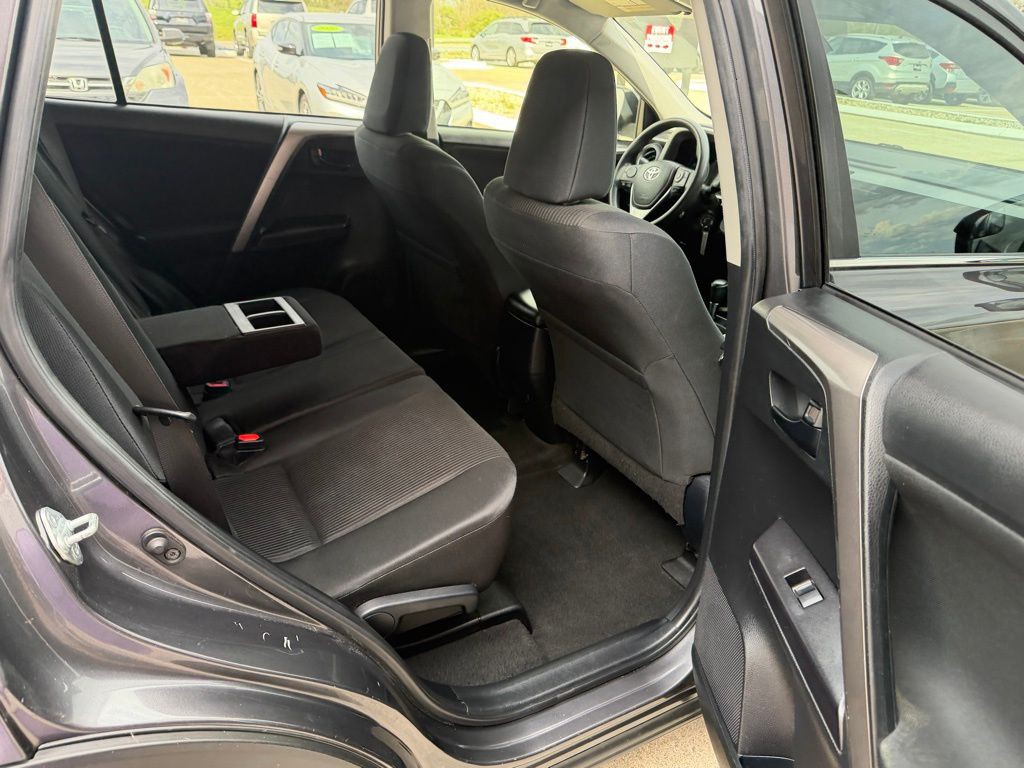 2017 Toyota Rav4 Image 54