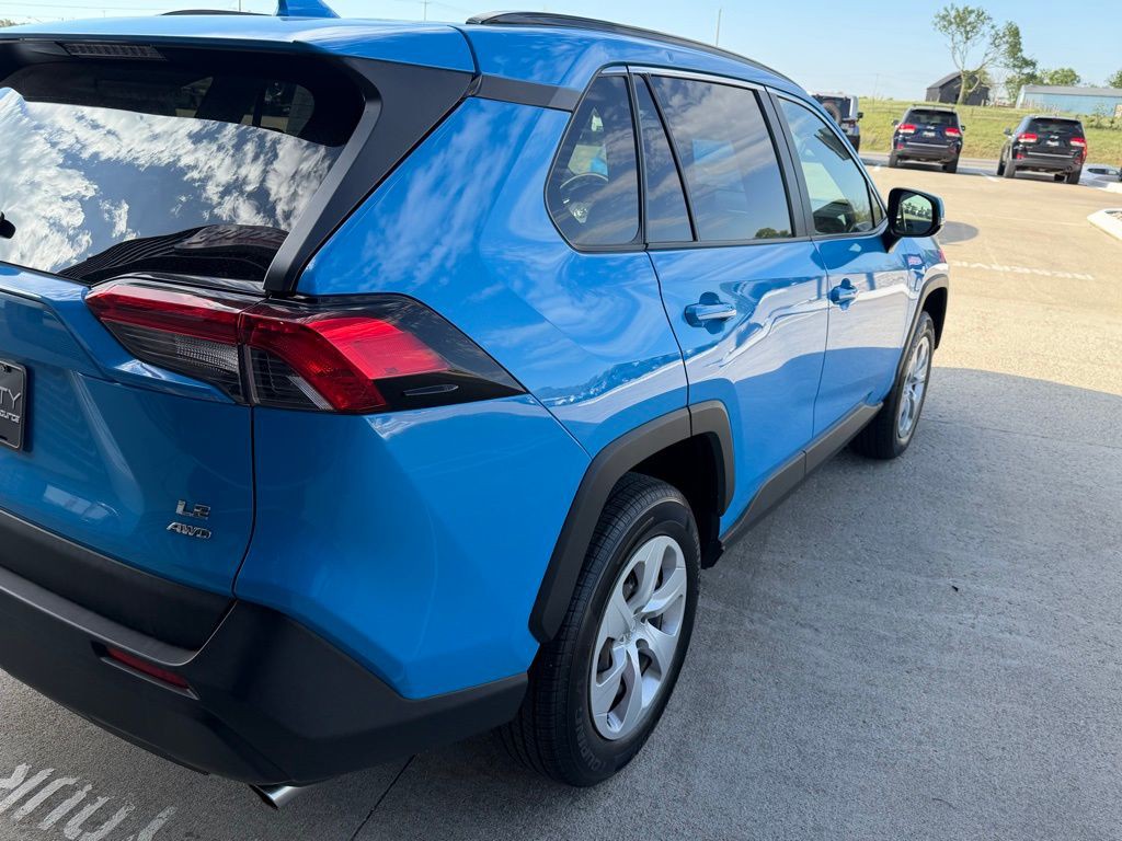 2019 Toyota Rav4 Image 5