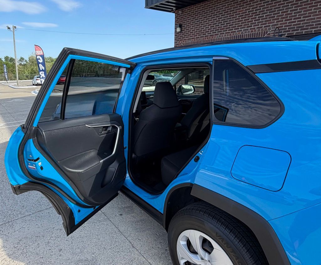 2019 Toyota Rav4 Image 40