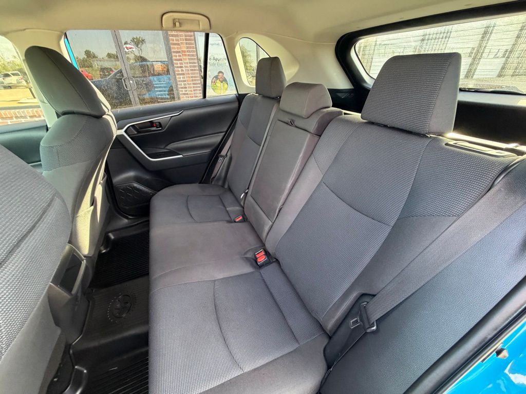 2019 Toyota Rav4 Image 42