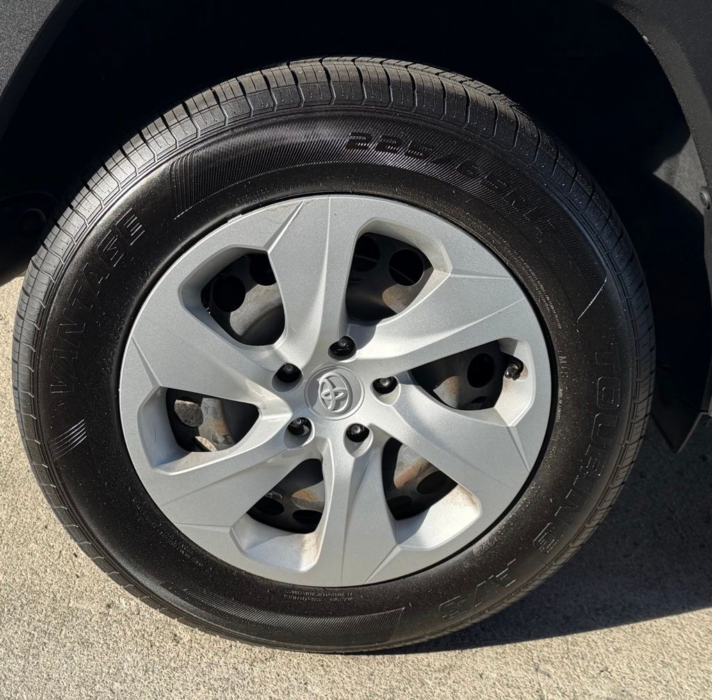 2019 Toyota Rav4 Image 63