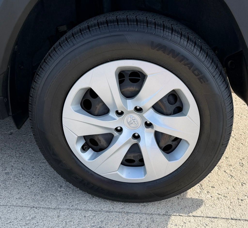 2019 Toyota Rav4 Image 65