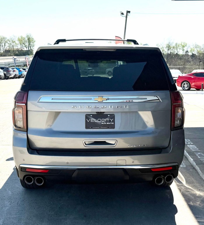 2023 Chevrolet Suburban Image 6