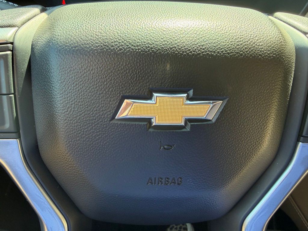 2023 Chevrolet Suburban Image 20