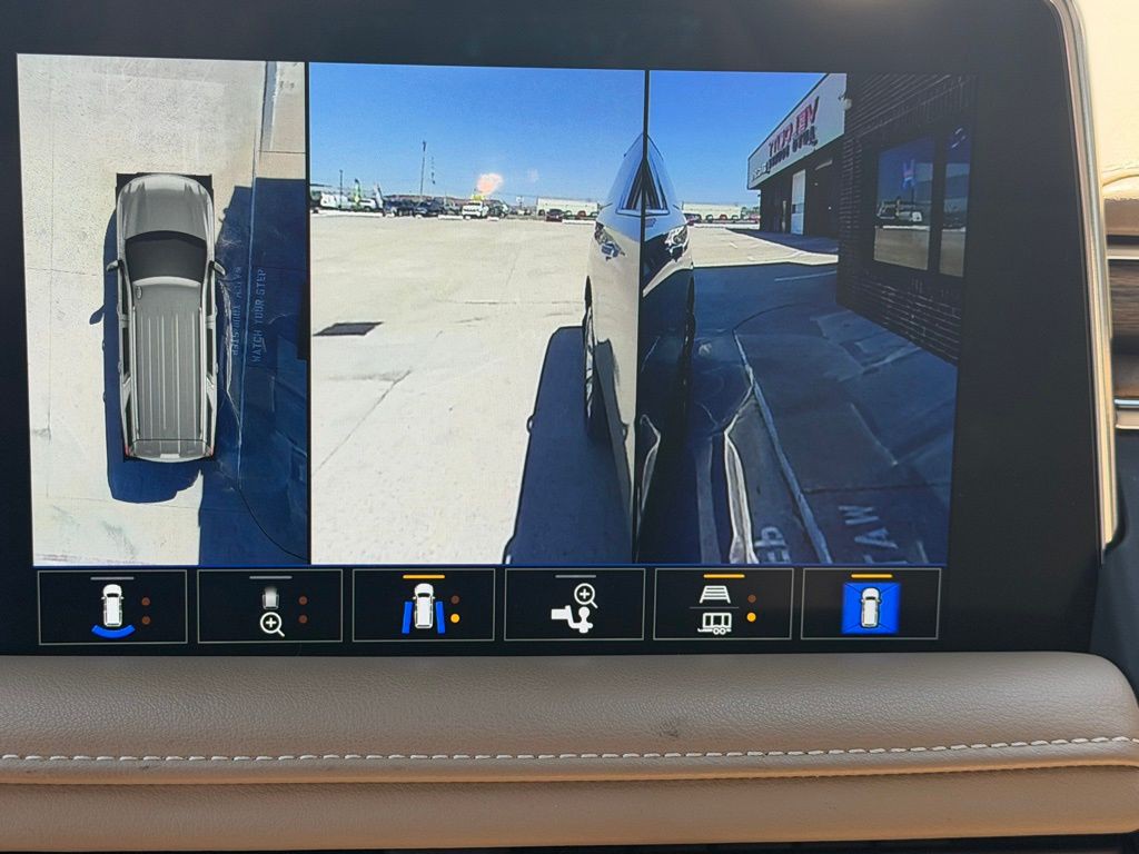 2023 Chevrolet Suburban Image 30