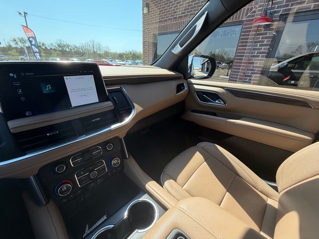 2023 Chevrolet Suburban Image 43