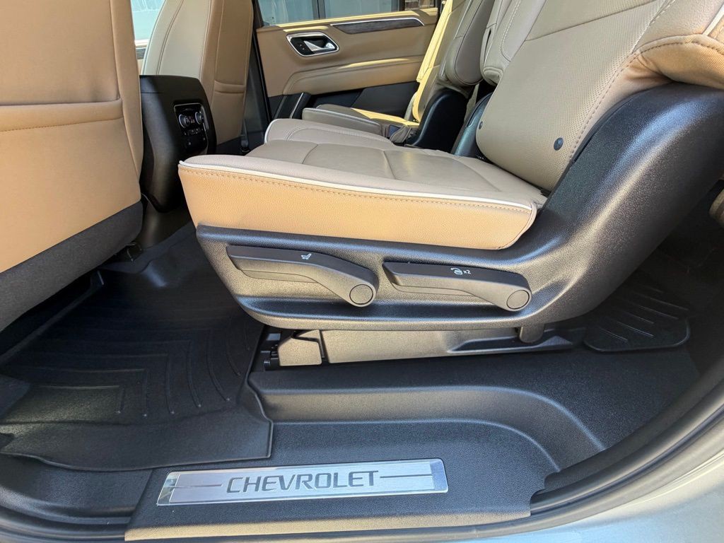 2023 Chevrolet Suburban Image 46