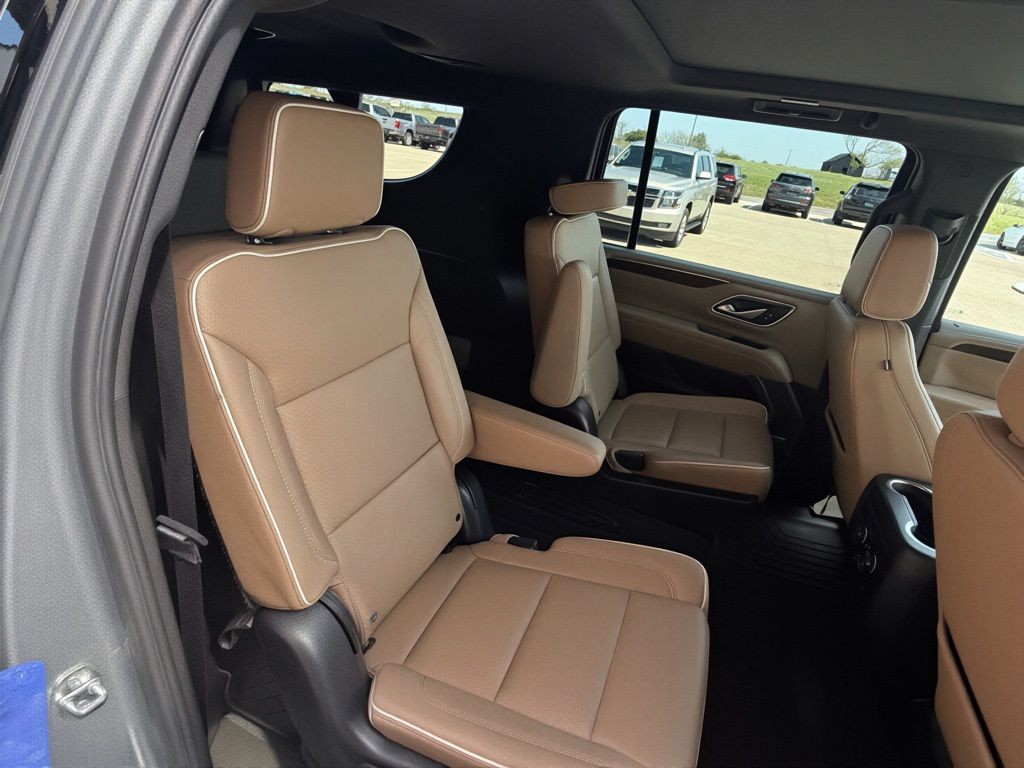 2023 Chevrolet Suburban Image 63
