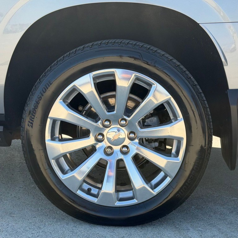 2023 Chevrolet Suburban Image 72