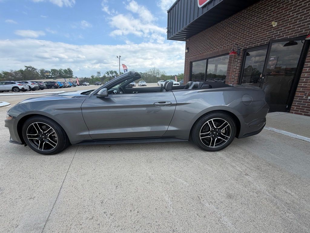 2021 Ford Mustang Image 9