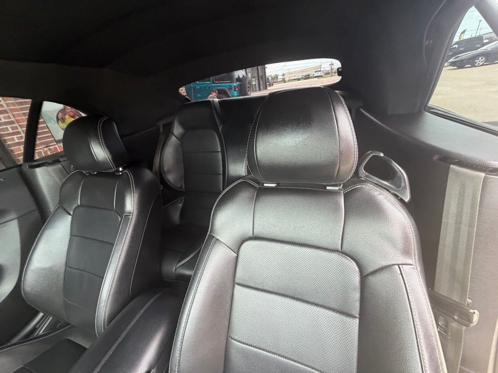 2021 Ford Mustang Image 22