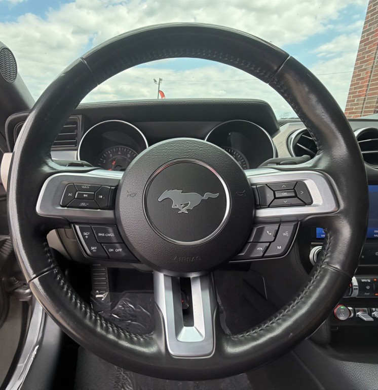 2021 Ford Mustang Image 24