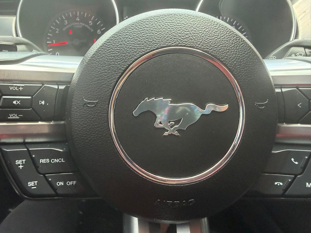 2021 Ford Mustang Image 31