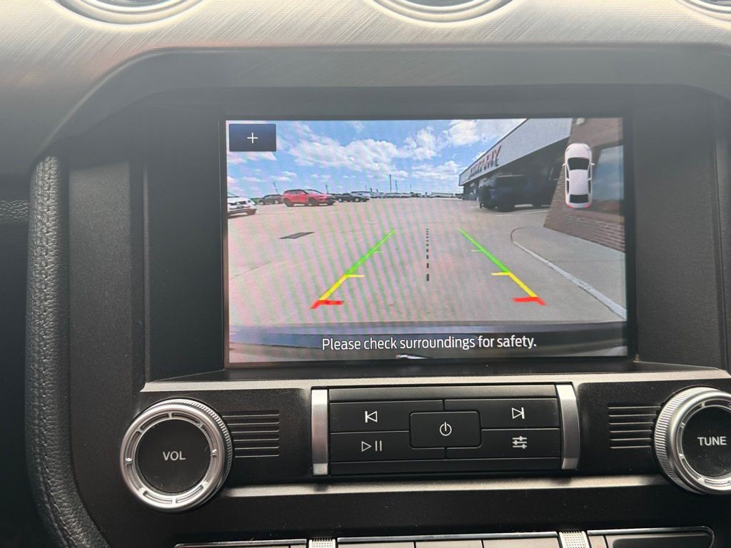 2021 Ford Mustang Image 39