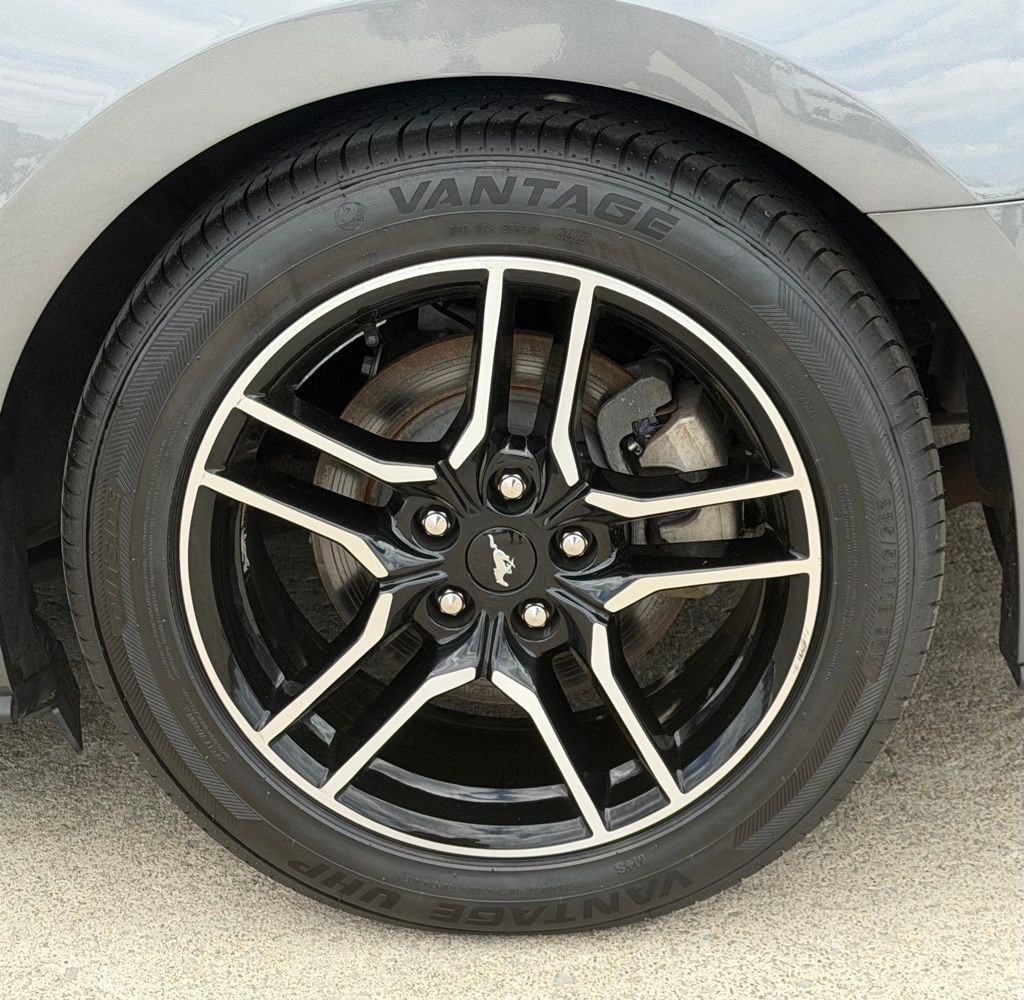 2021 Ford Mustang Image 54