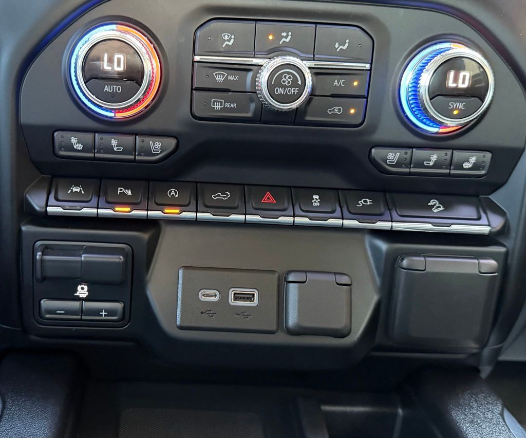 2021 GMC Sierra 1500 Image 40