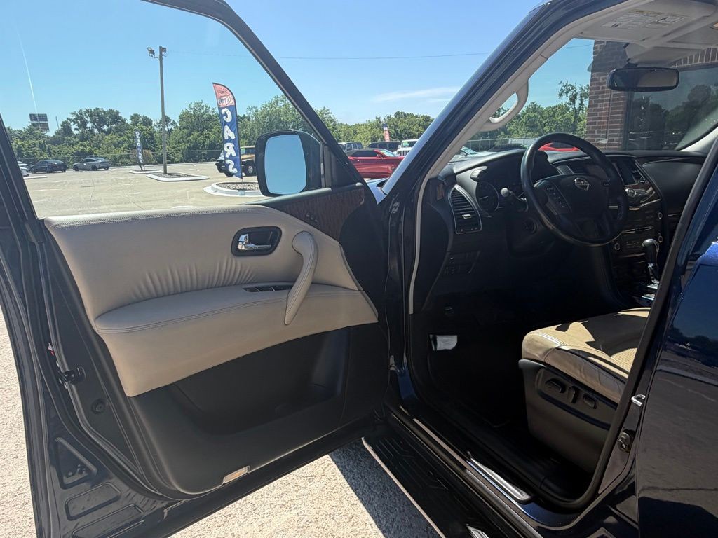 2018 Nissan Armada Image 10