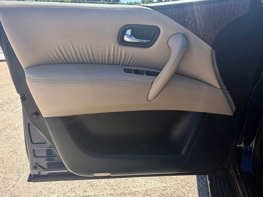 2018 Nissan Armada Image 11