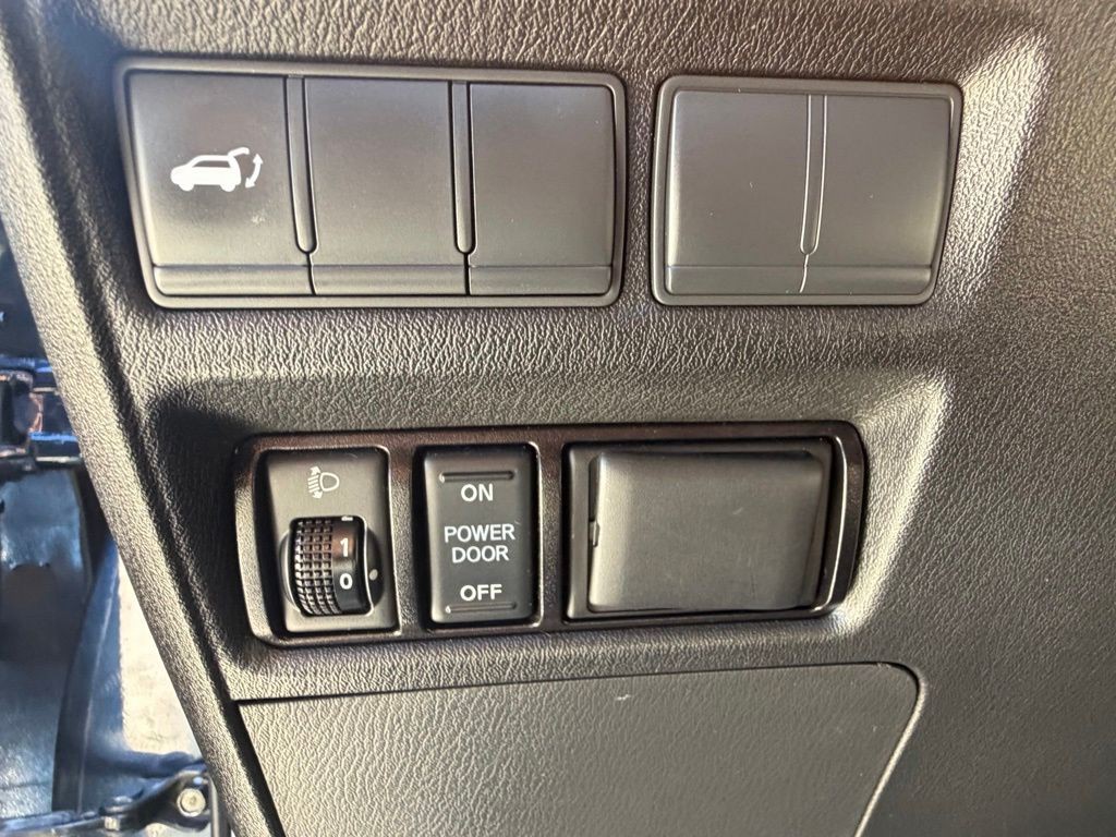 2018 Nissan Armada Image 15