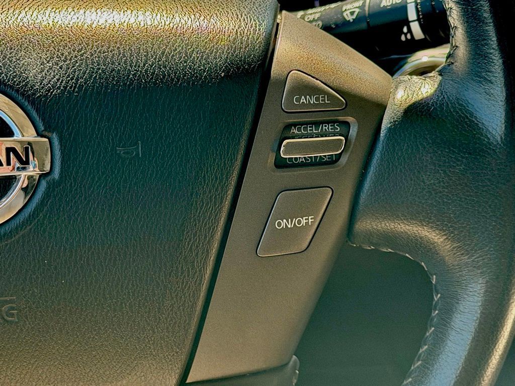 2018 Nissan Armada Image 18