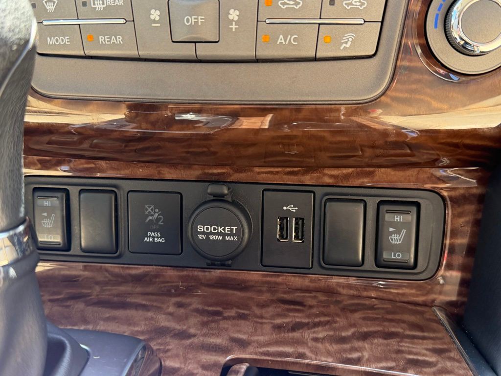 2018 Nissan Armada Image 30