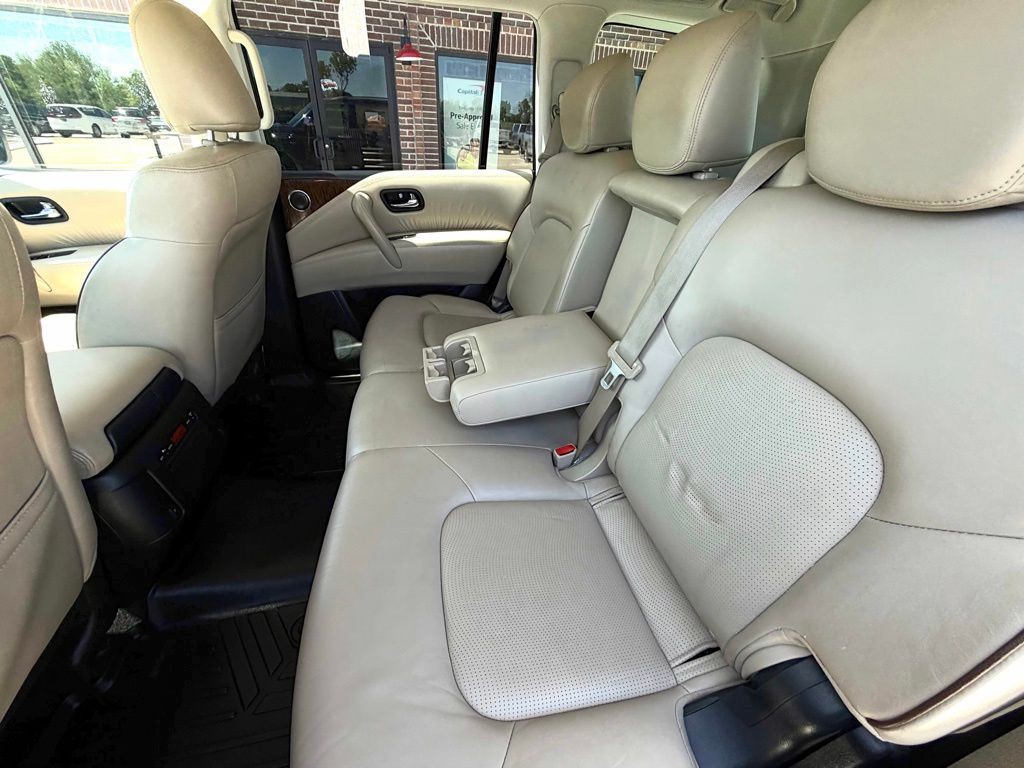 2018 Nissan Armada Image 35