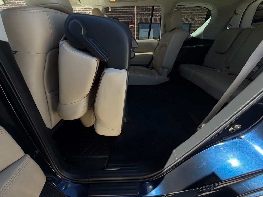 2018 Nissan Armada Image 37