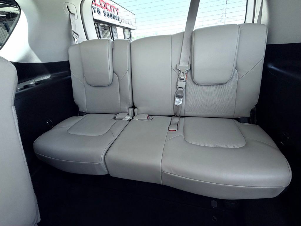 2018 Nissan Armada Image 38