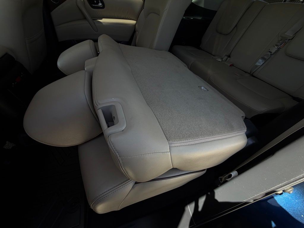 2018 Nissan Armada Image 39