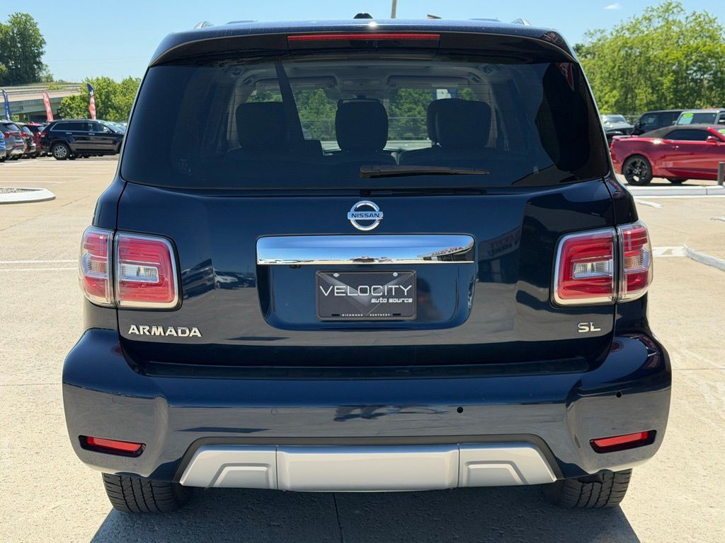 2018 Nissan Armada Image 40