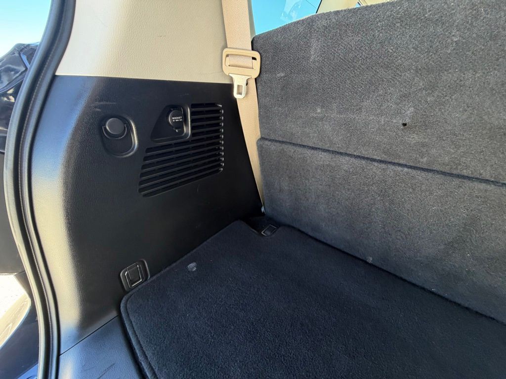 2018 Nissan Armada Image 45