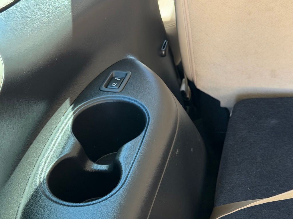 2018 Nissan Armada Image 48