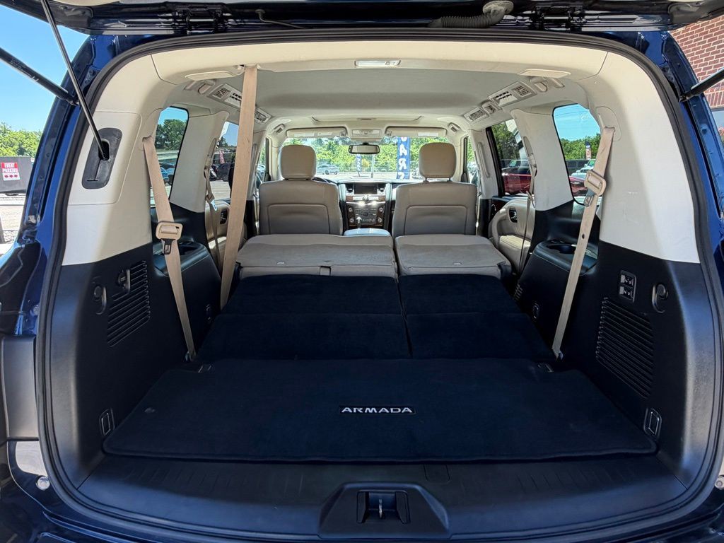 2018 Nissan Armada Image 50