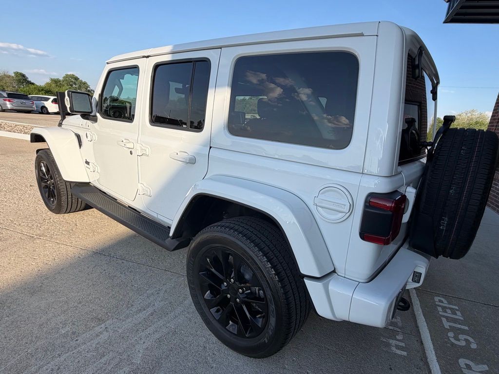 2023 Jeep Wrangler Image 6