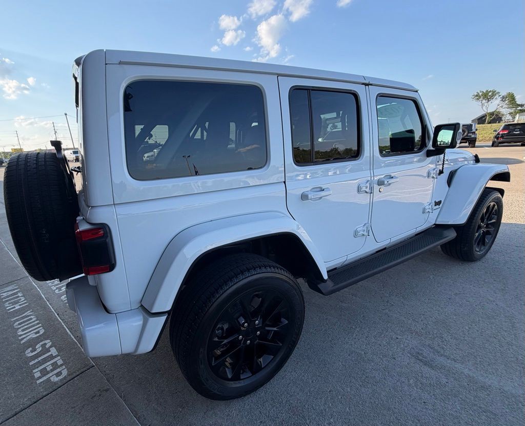 2023 Jeep Wrangler Image 7