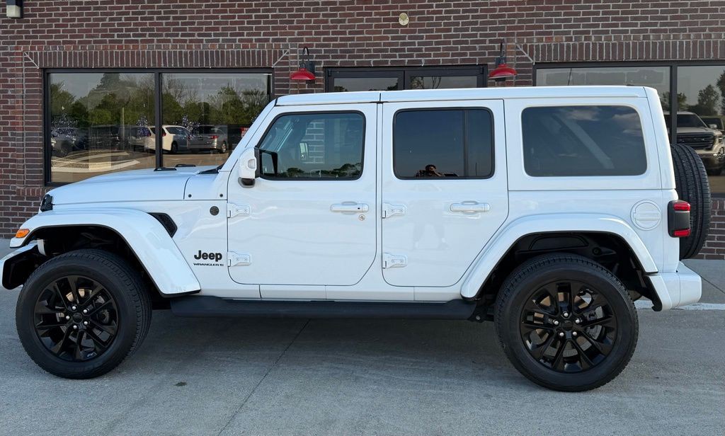 2023 Jeep Wrangler Image 8