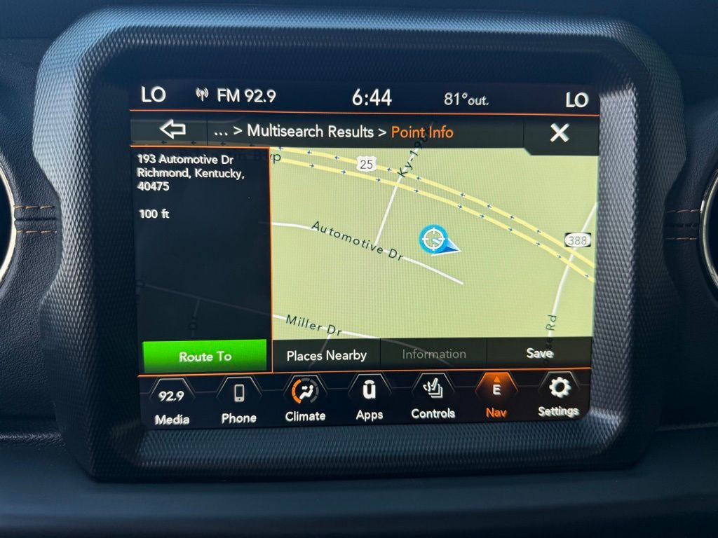 2023 Jeep Wrangler Image 38