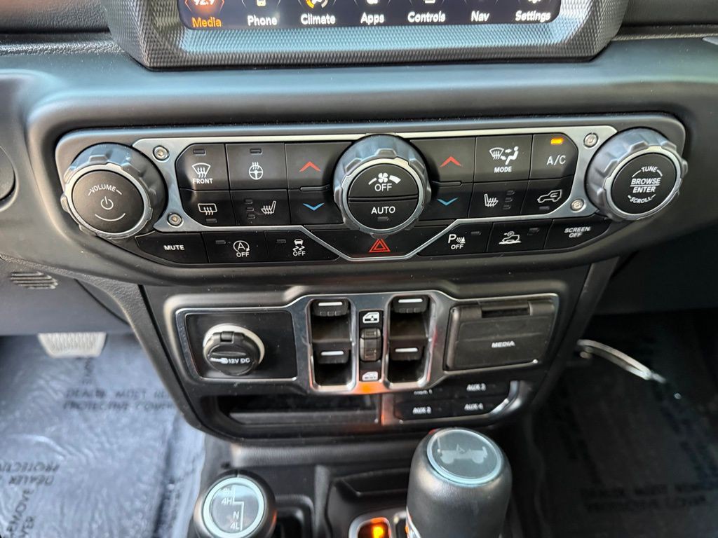 2023 Jeep Wrangler Image 42