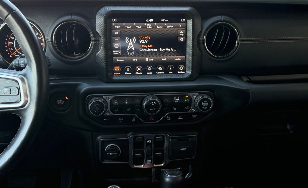 2023 Jeep Wrangler Image 47