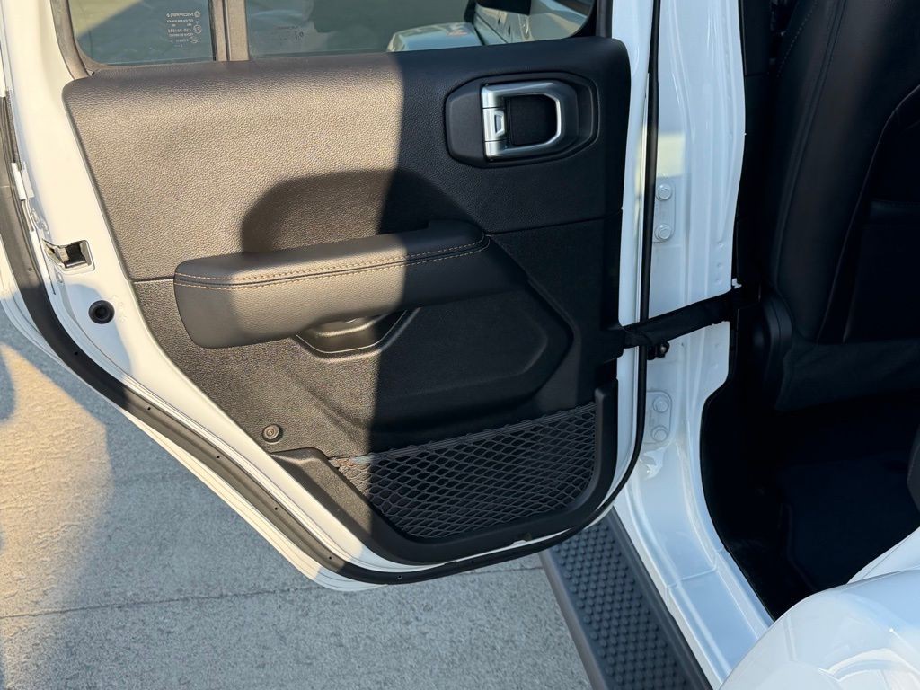 2023 Jeep Wrangler Image 49