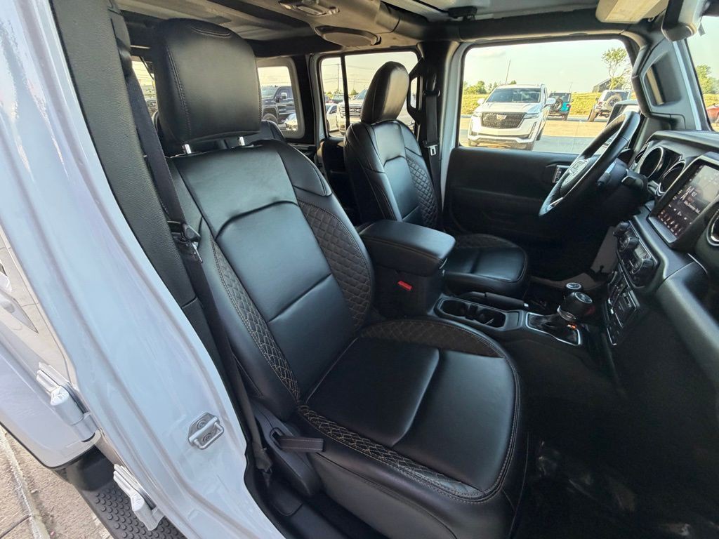 2023 Jeep Wrangler Image 74
