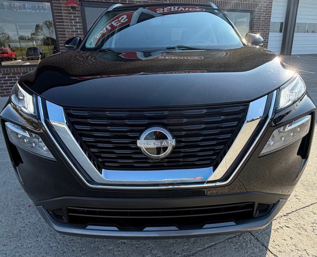 2023 Nissan Rogue Image 4